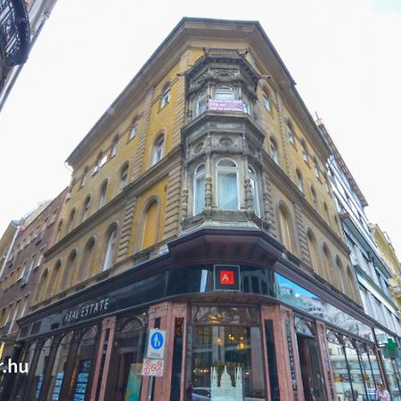 Vamos Apartment City Center Budapeste Exterior foto
